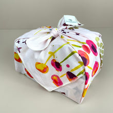 Load image into Gallery viewer, Golden Goodness Gift Bundle