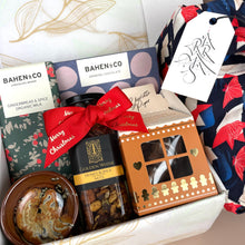 Load image into Gallery viewer, Sustainable Festive Christmas Gift Box