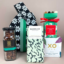 Load image into Gallery viewer, Green Theme Sustainable Festive Gift Bag - Limited