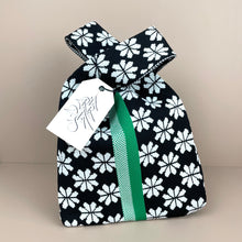 Load image into Gallery viewer, Green Theme Sustainable Festive Gift Bag - Limited