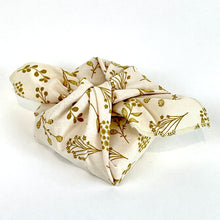Load image into Gallery viewer, Australian Bush Soap Bar in Furoshiki Gift Wrapping