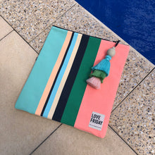 Load image into Gallery viewer, Love Friday Thermo Bag