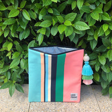 Load image into Gallery viewer, Love Friday Thermo Bag