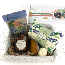 Load image into Gallery viewer, Petite Blossom Gift Box

